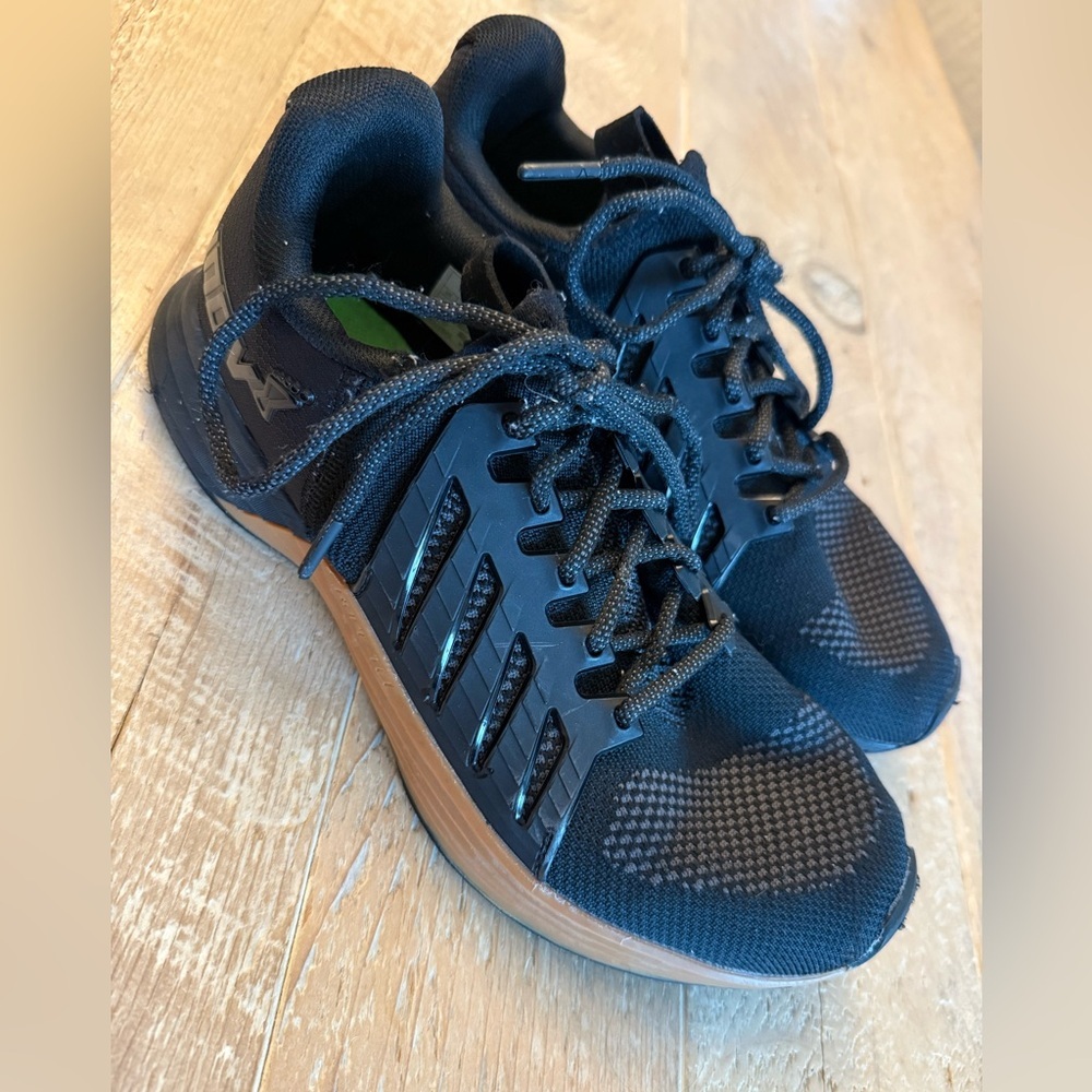 Unisex Invo-8 F-lite G-300 Black Athletic Sneakers Brown Sole 9.5 M, 11 W